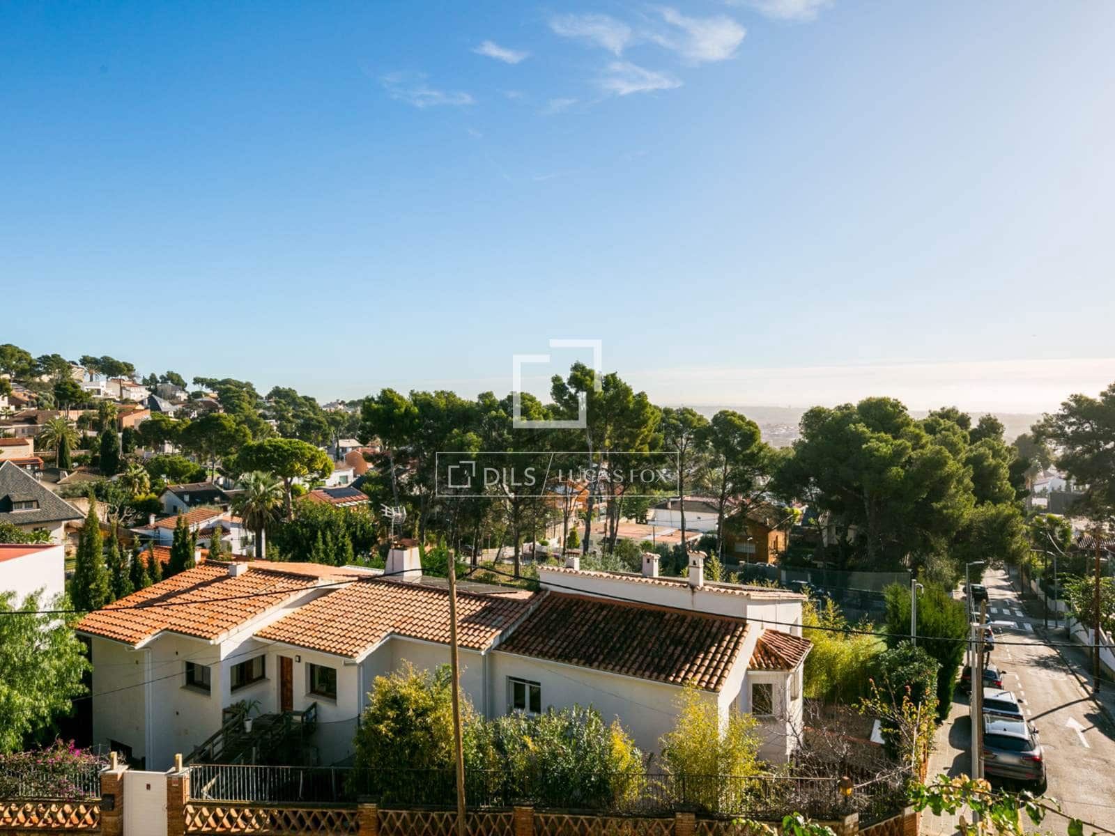 4 slaapkamer Villa te koop in Castelldefels met zwembad - € 1.400.000 (Ref: 9572289)