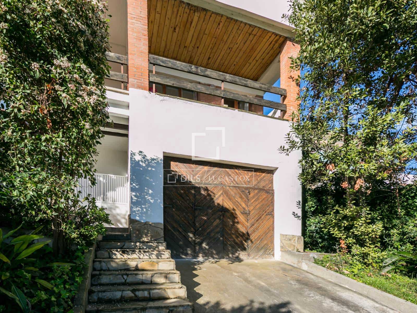 4 slaapkamer Villa te koop in Castelldefels met zwembad - € 1.400.000 (Ref: 9572289)