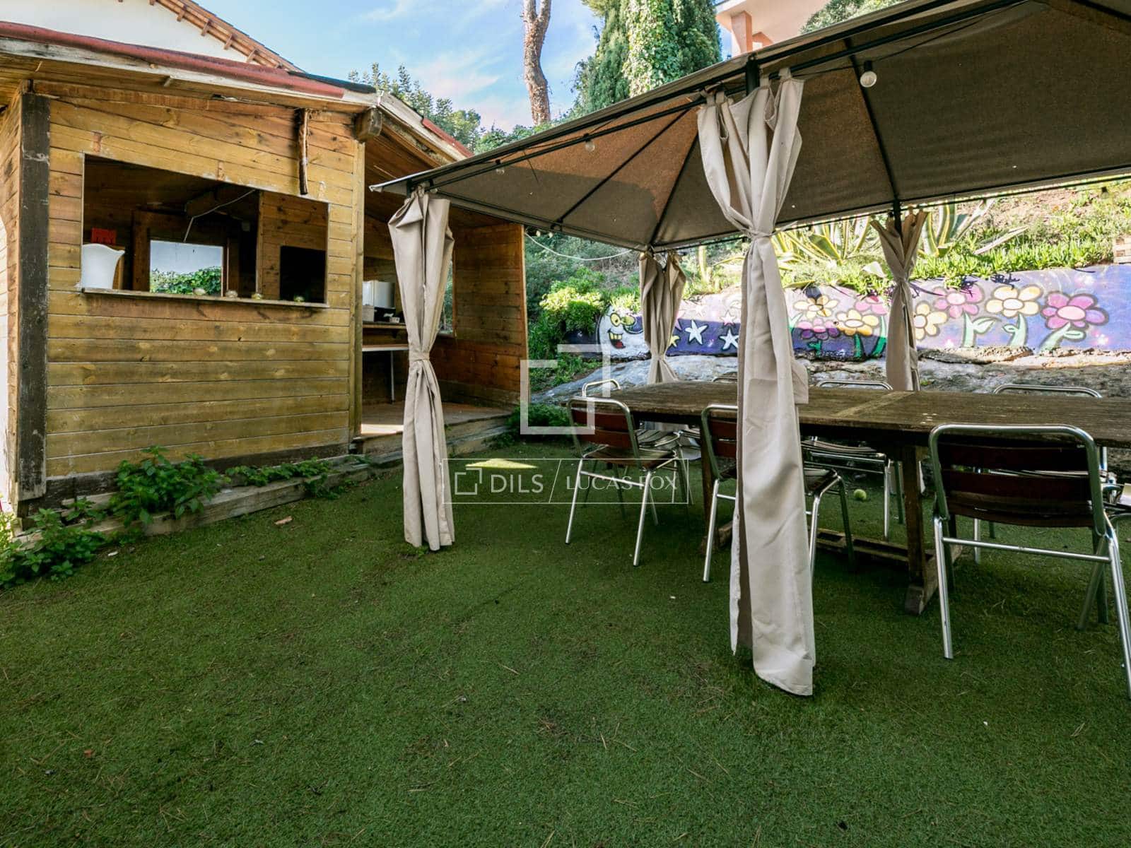 4 slaapkamer Villa te koop in Castelldefels met zwembad - € 1.400.000 (Ref: 9572289)