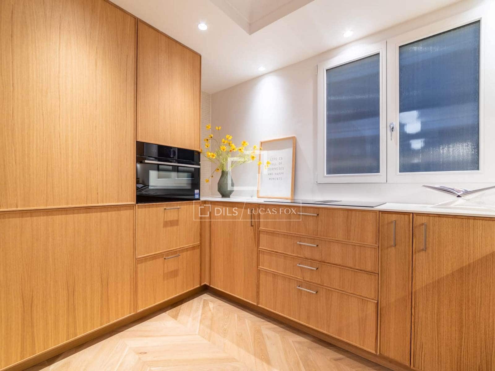 2 quarto Apartamento para venda em Madrid cidade - 2 195 000 € (Ref: 9572290)