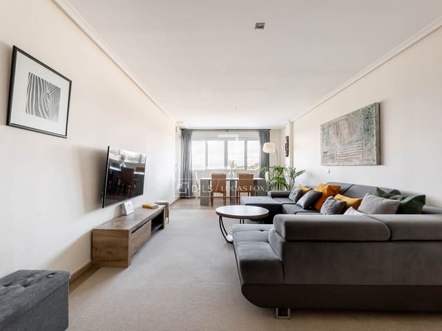 4 sovrum Lägenhet till salu i Majadahonda med pool garage - 825 000 € (Ref: 9572291)