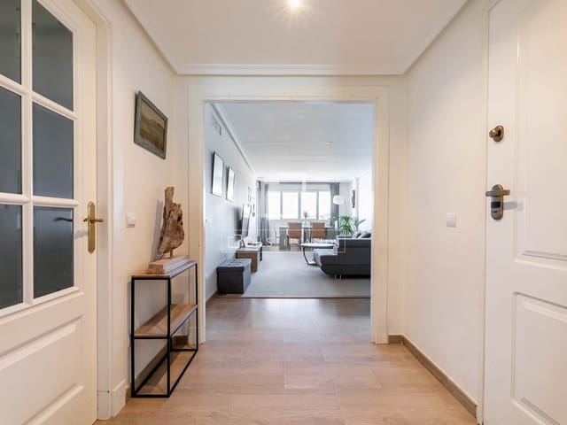 4 sovrum Lägenhet till salu i Majadahonda med pool garage - 825 000 € (Ref: 9572291)