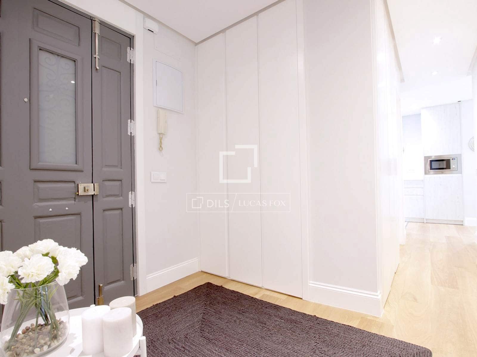 2 quarto Apartamento para arrendar em Madrid cidade - 5 600 € (Ref: 9572293)