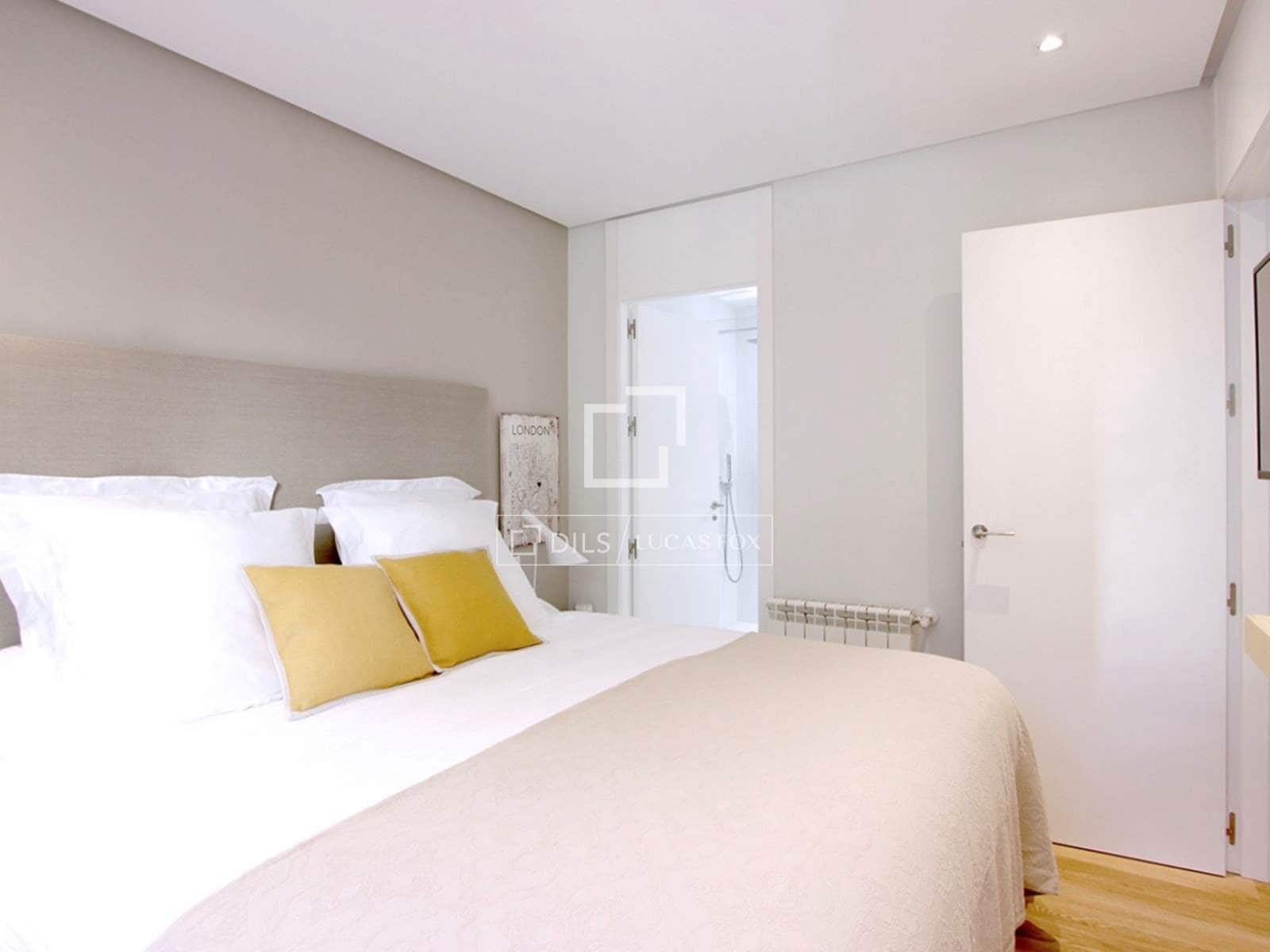 2 quarto Apartamento para arrendar em Madrid cidade - 5 600 € (Ref: 9572293)