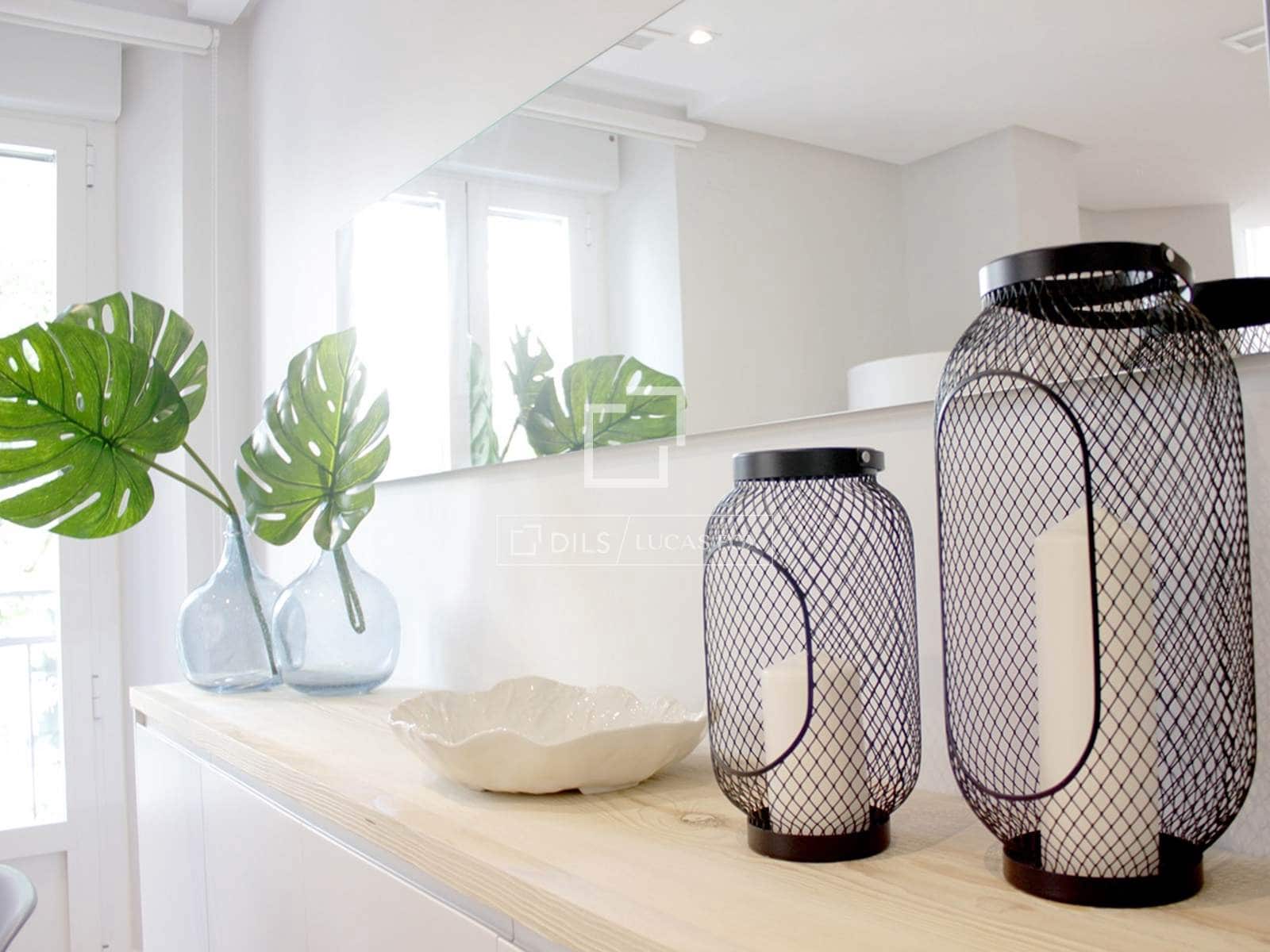 2 quarto Apartamento para arrendar em Madrid cidade - 5 600 € (Ref: 9572293)