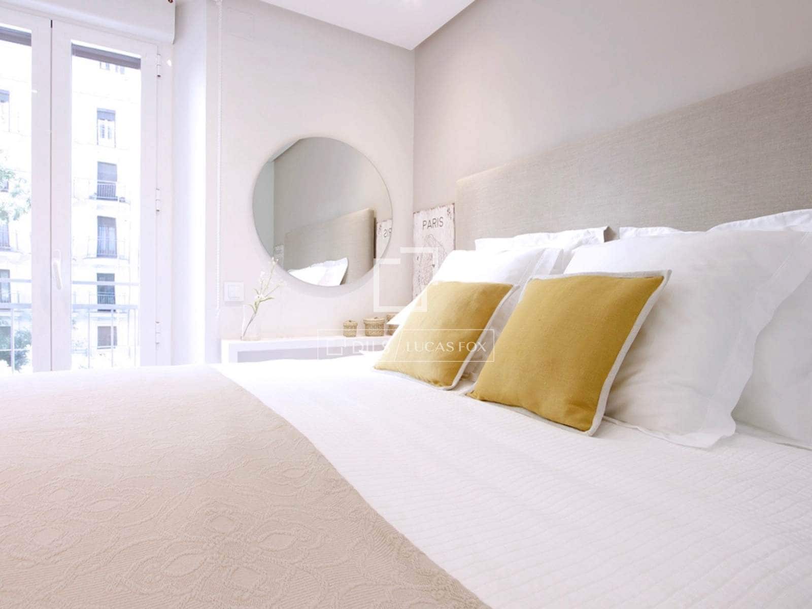 2 quarto Apartamento para arrendar em Madrid cidade - 5 600 € (Ref: 9572293)