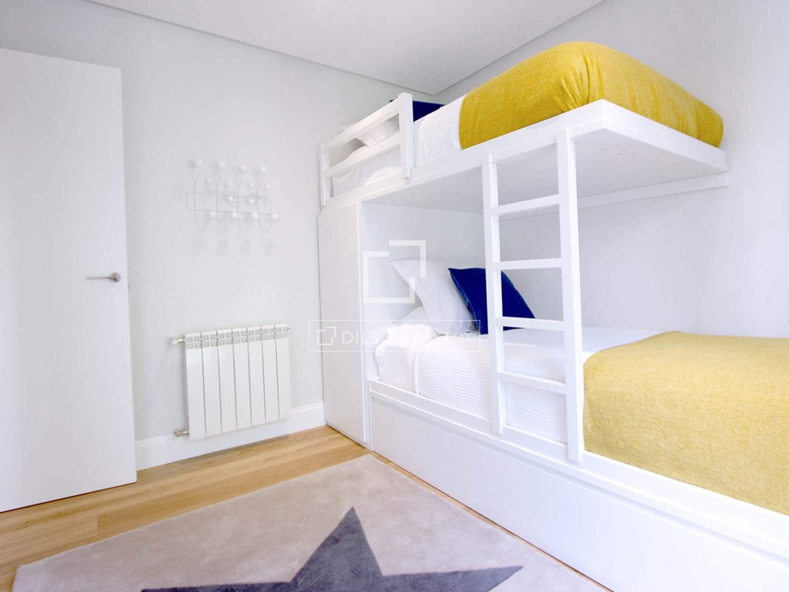 2 quarto Apartamento para arrendar em Madrid cidade - 5 600 € (Ref: 9572293)