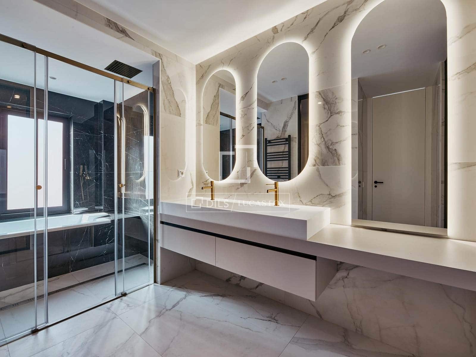 3 makuuhuone Huoneisto myytävänä paikassa Madrid kaupunki - 2 409 000 € (Ref: 9572294)