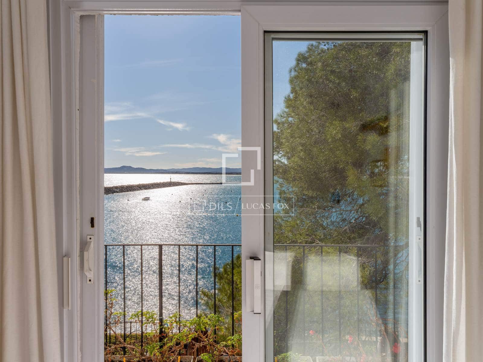 5 slaapkamer Villa te koop in L'Estartit met garage - € 2.100.000 (Ref: 9575165)