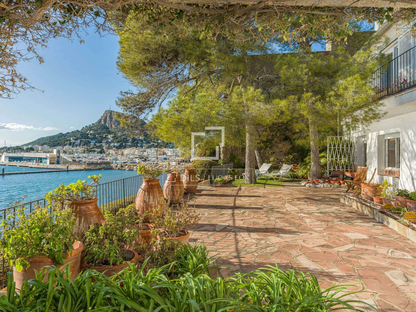 5 slaapkamer Villa te koop in L'Estartit met garage - € 2.100.000 (Ref: 9575165)