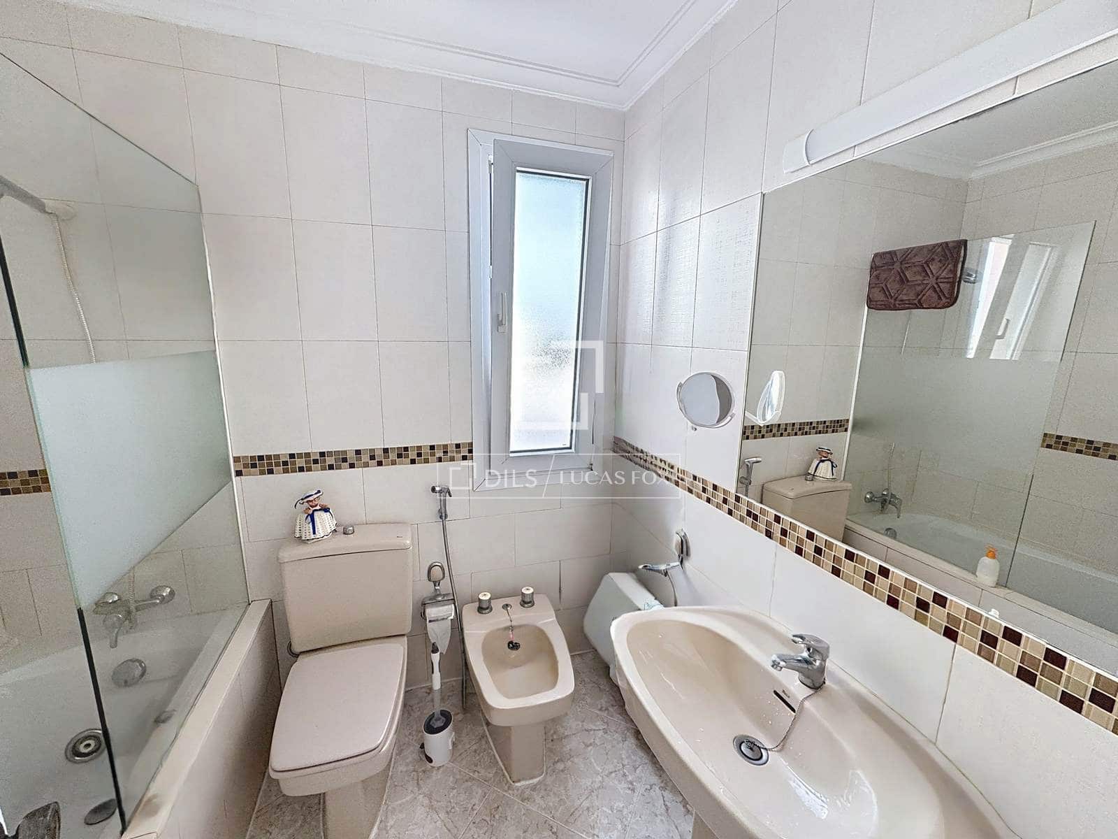 5 Zimmer Villa zu verkaufen in Es Castell mit Pool - 1.200.000 € (Ref: 9578990)