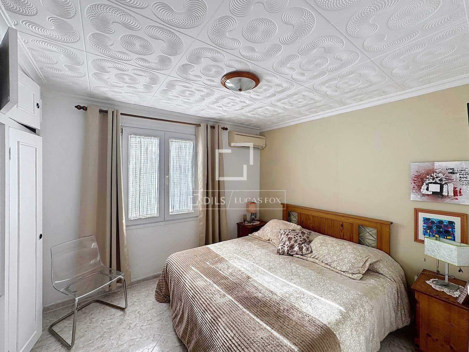 5 Zimmer Villa zu verkaufen in Es Castell mit Pool - 1.200.000 € (Ref: 9578990)