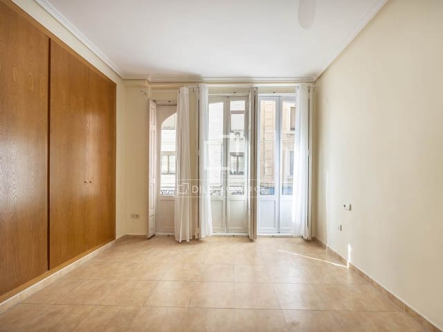 Appartement de 1 chambre à louer à Valence ville - 1 500 € (Ref: 9580020)