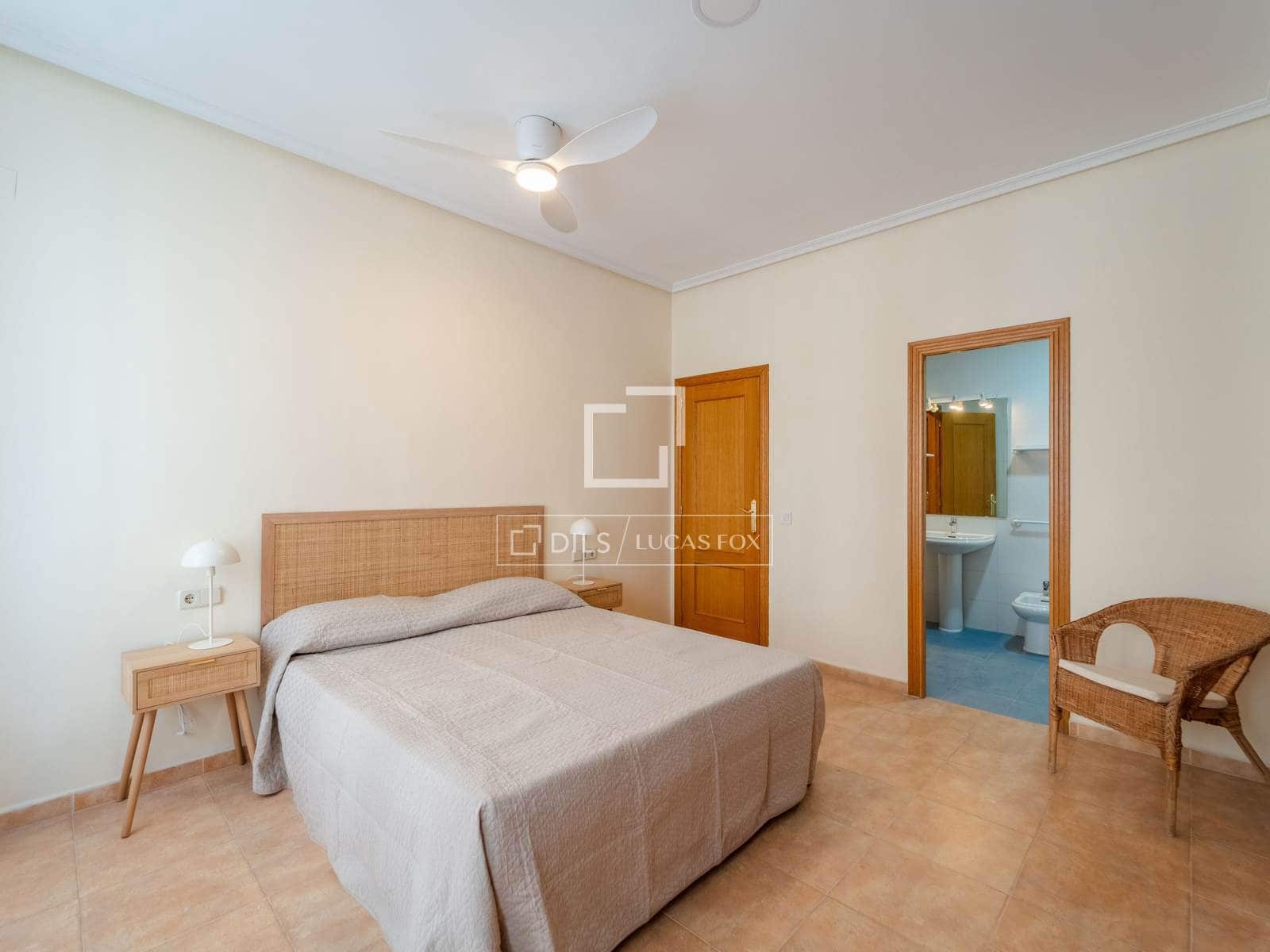 1 soveværelse Lejlighed til leje i Valencia by - € 1.600 (Ref: 9580020)