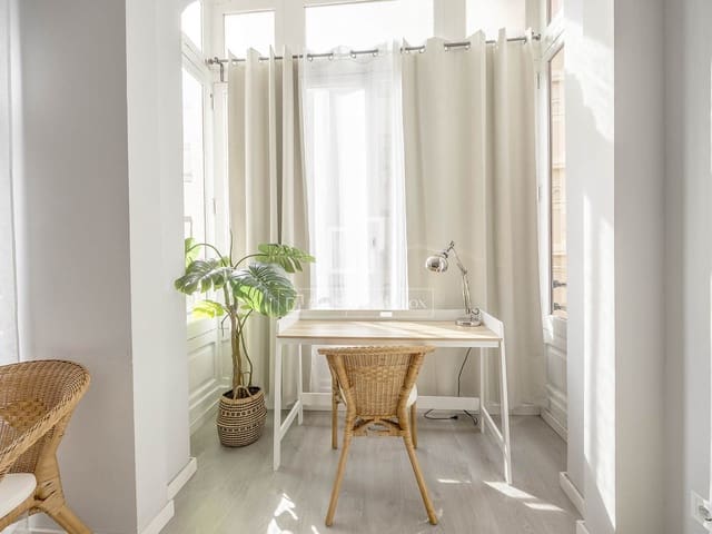 Appartement de 2 chambres à louer à Valence ville - 1 900 € (Ref: 9580021)