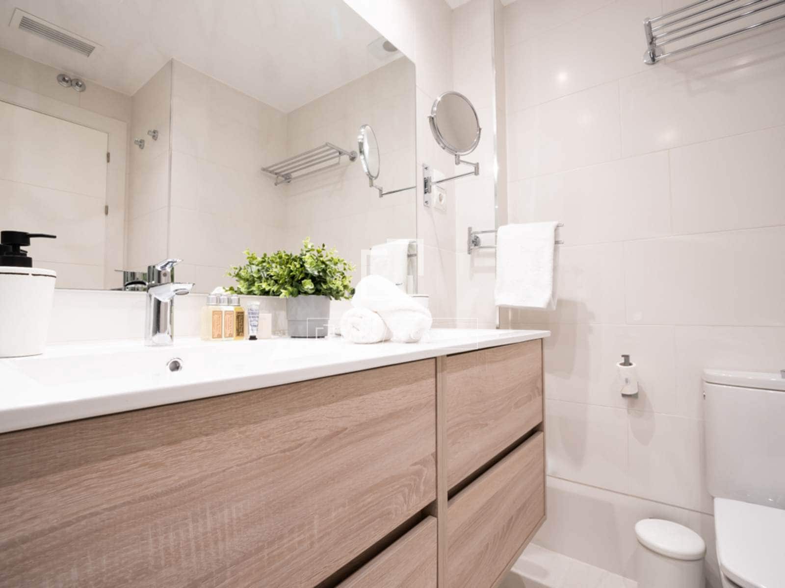 2 soverom Leilighet til leie i Madrid by - € 5 500 (Ref: 9580376)