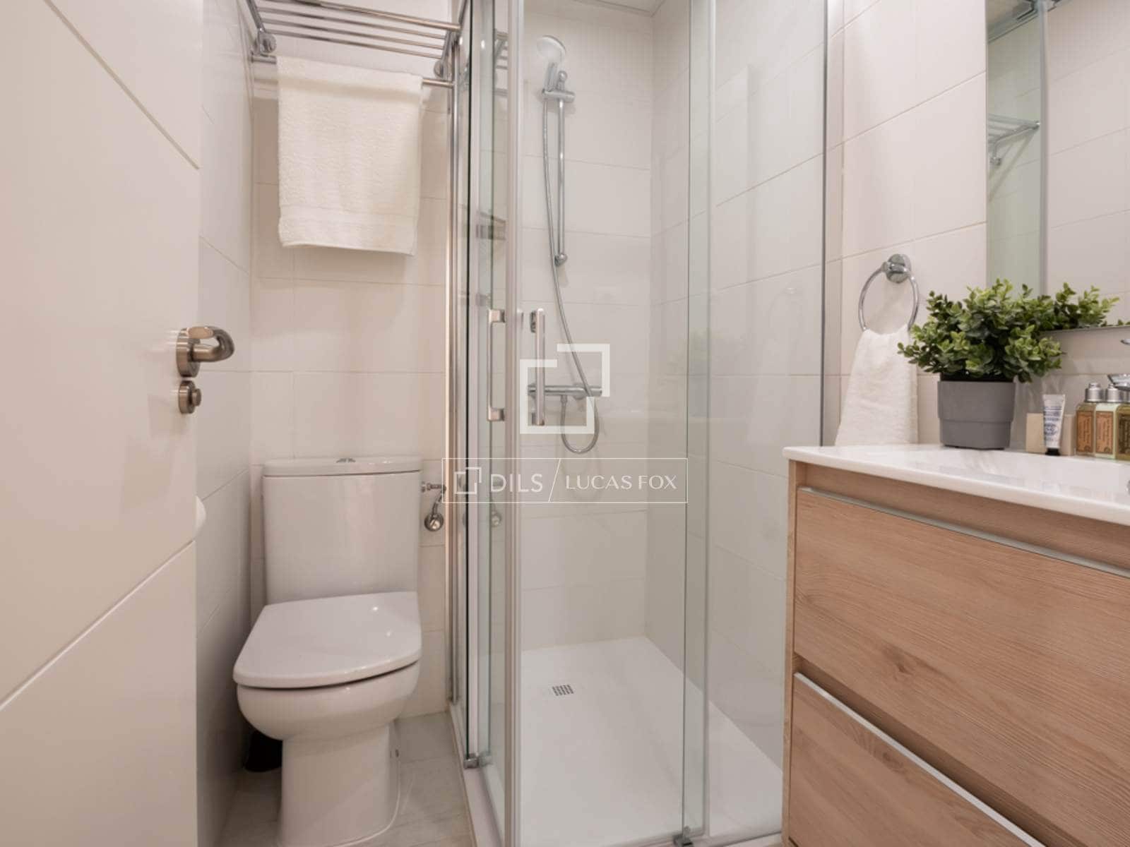 2 soverom Leilighet til leie i Madrid by - € 5 500 (Ref: 9580376)