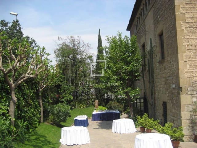 Gewerbe zu verkaufen in Cornellà de Llobregat - 2.700.000 € (Ref: 9580377)