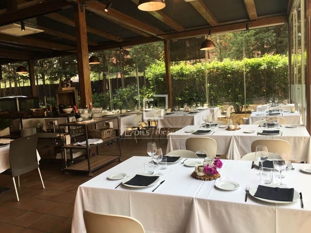 Gewerbe zu verkaufen in Cornellà de Llobregat - 2.700.000 € (Ref: 9580377)