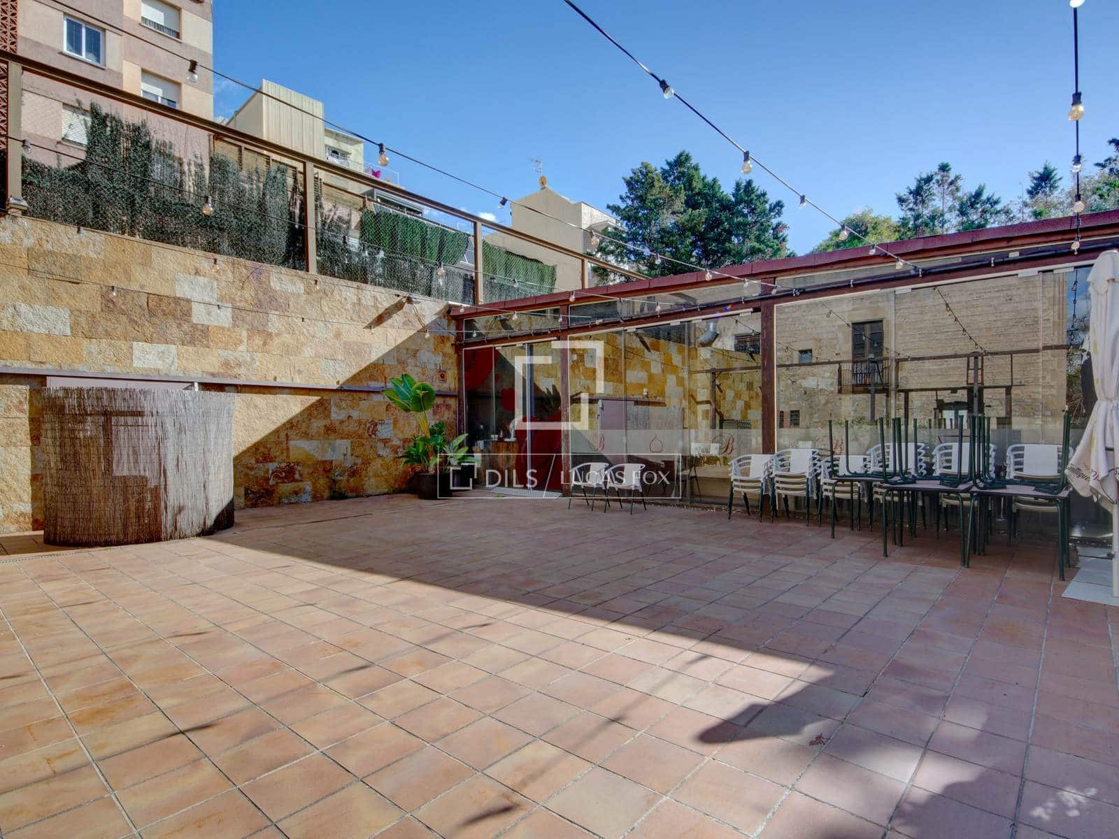 Commercial for sale in Cornella de Llobregat - € 2,700,000 (Ref: 9580377)