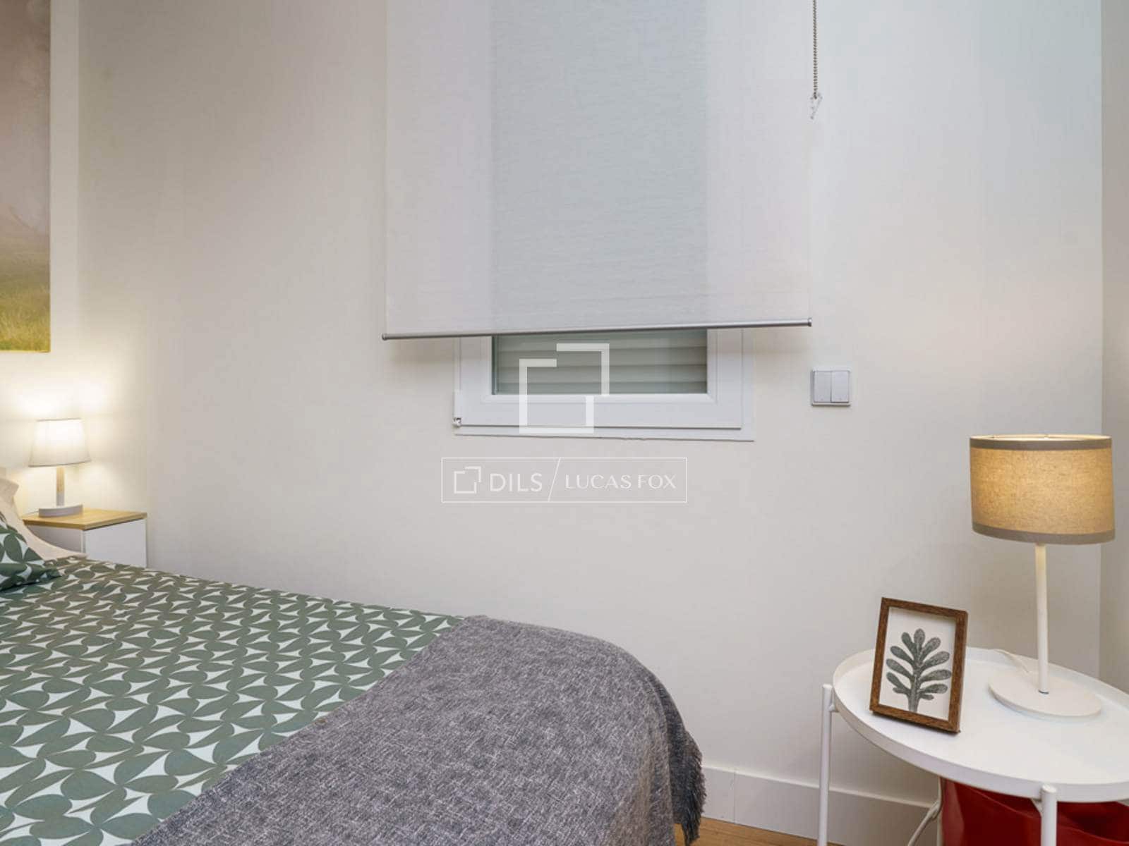 2 soverom Leilighet til leie i Madrid by med garasje - € 4 800 (Ref: 9580378)