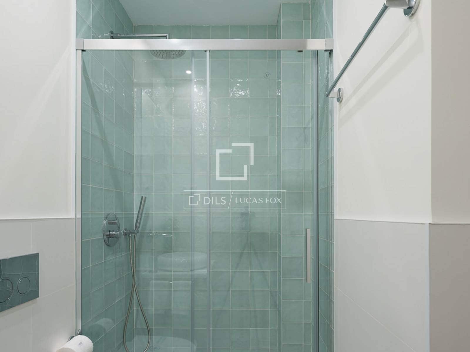 2 soverom Leilighet til leie i Madrid by med garasje - € 4 800 (Ref: 9580378)