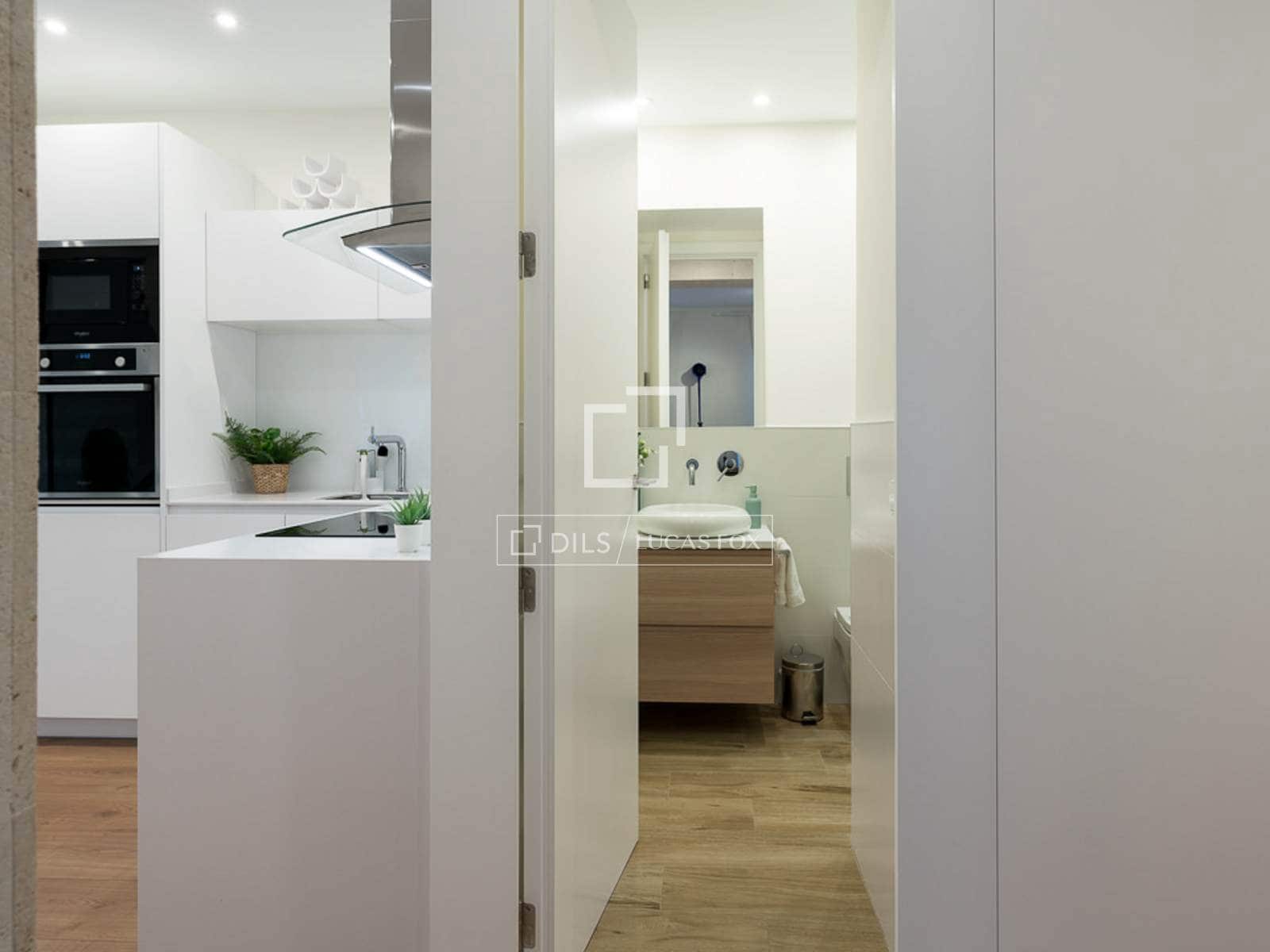 2 soverom Leilighet til leie i Madrid by med garasje - € 4 800 (Ref: 9580378)