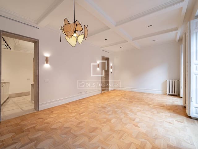 3 makuuhuone Huoneisto myytävänä paikassa Madrid kaupunki - 2 150 000 € (Ref: 9581234)