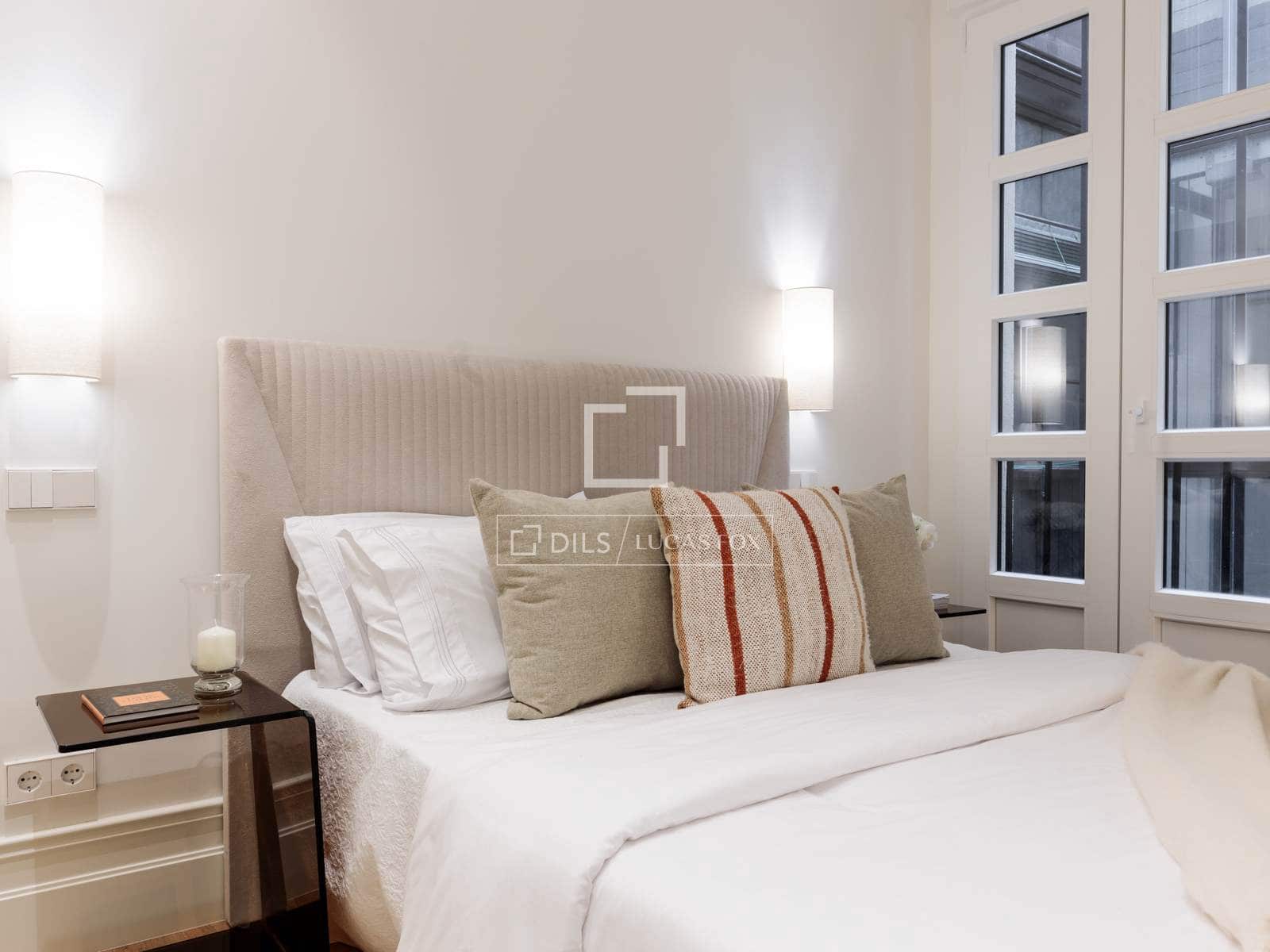 3 soveværelse Lejlighed til salg i Madrid by - € 1.990.000 (Ref: 9581234)