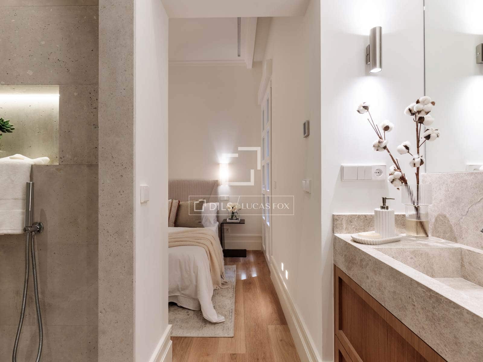 3 soveværelse Lejlighed til salg i Madrid by - € 1.990.000 (Ref: 9581234)