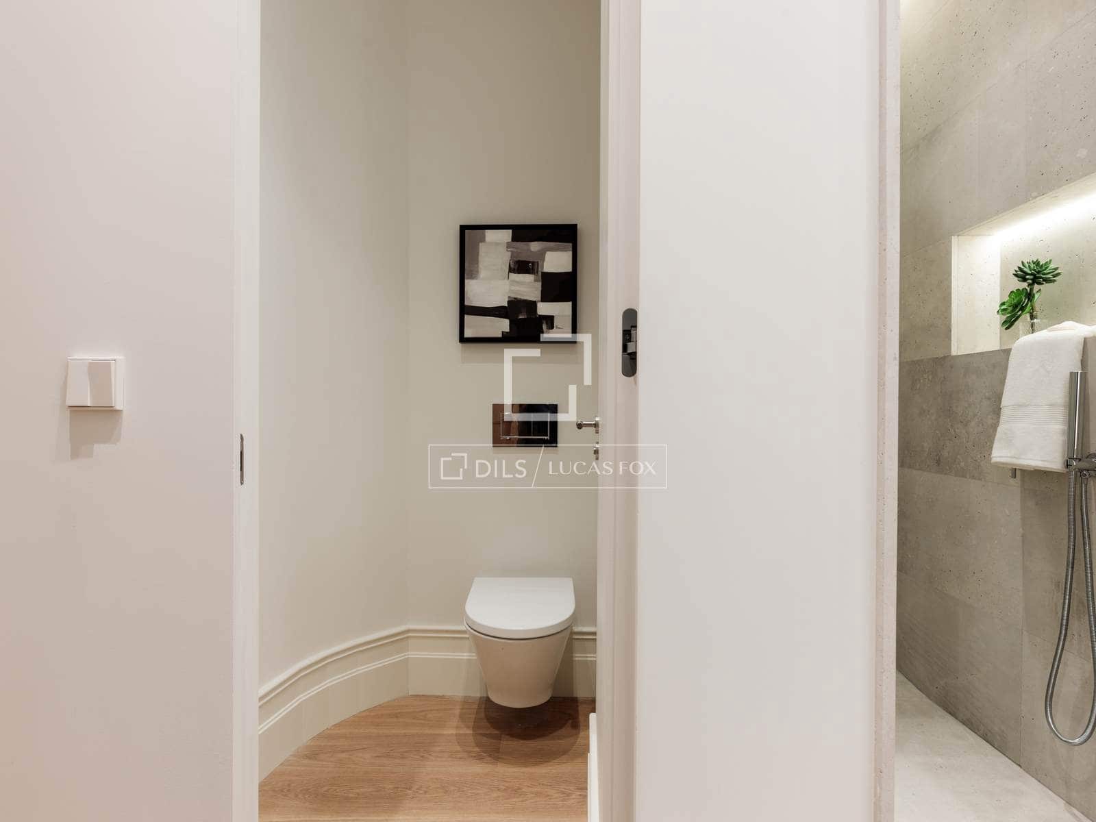 3 soveværelse Lejlighed til salg i Madrid by - € 1.990.000 (Ref: 9581234)