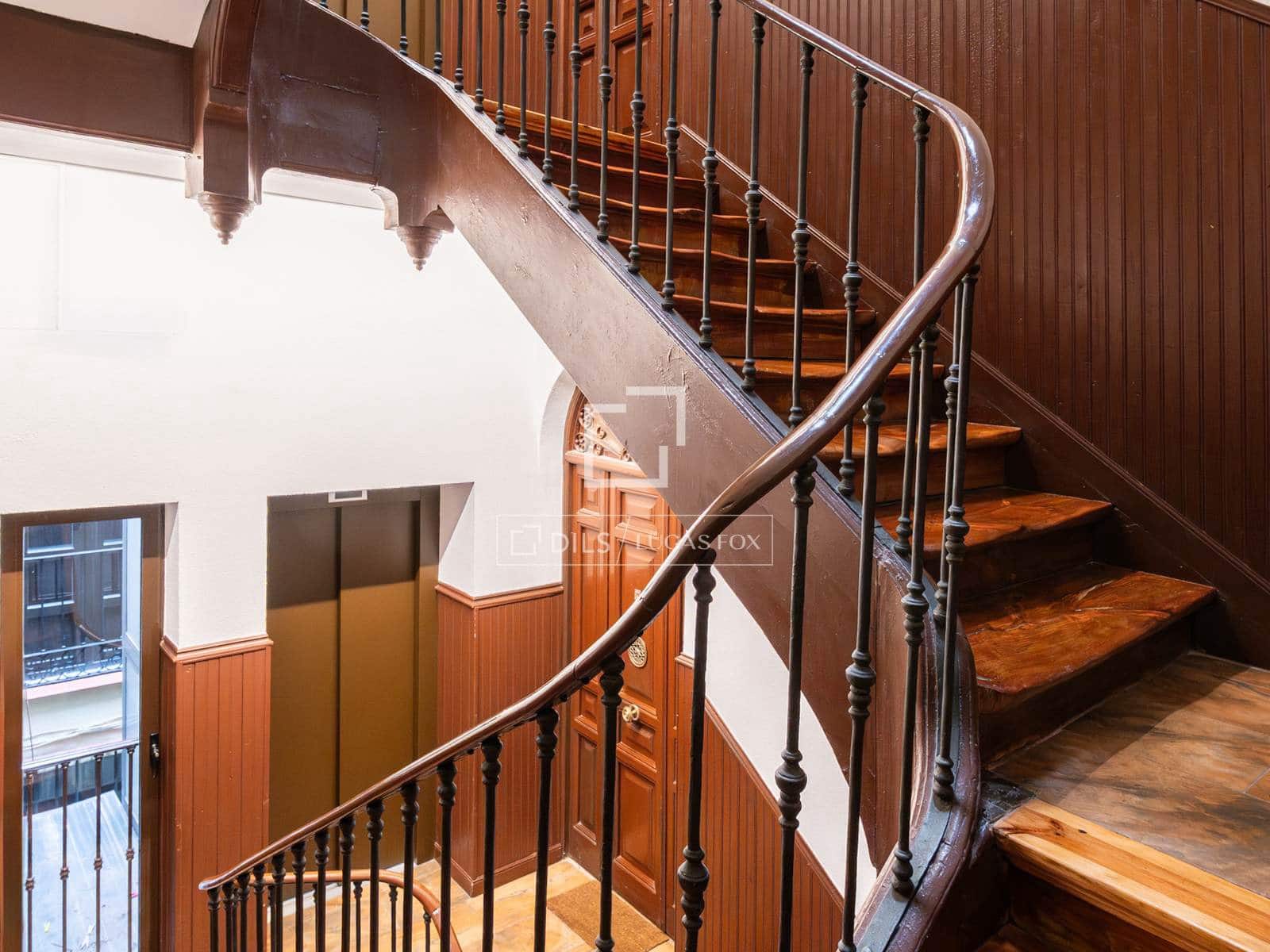 3 soveværelse Lejlighed til salg i Madrid by - € 1.990.000 (Ref: 9581234)