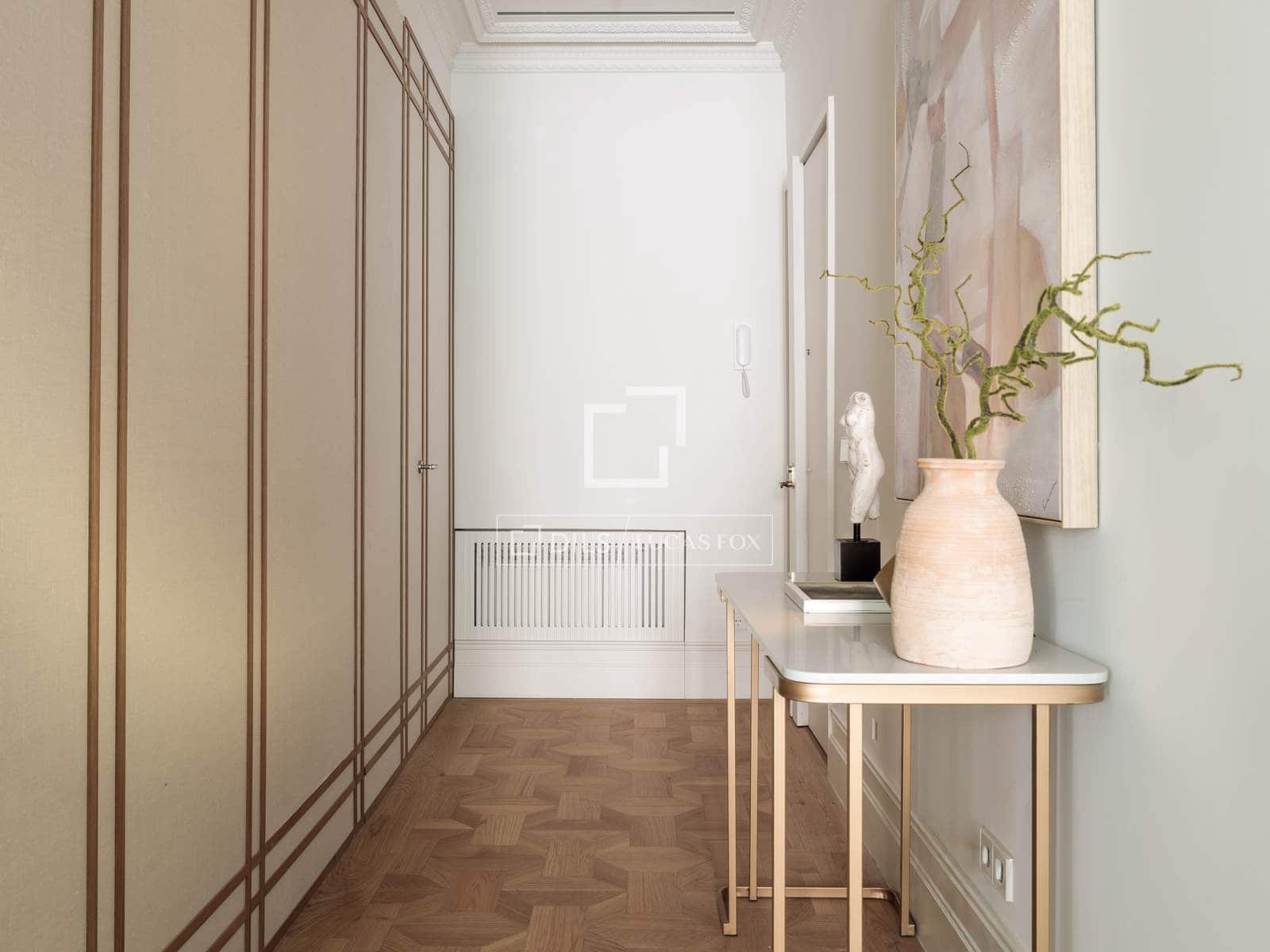 3 soveværelse Lejlighed til salg i Madrid by - € 1.990.000 (Ref: 9581234)