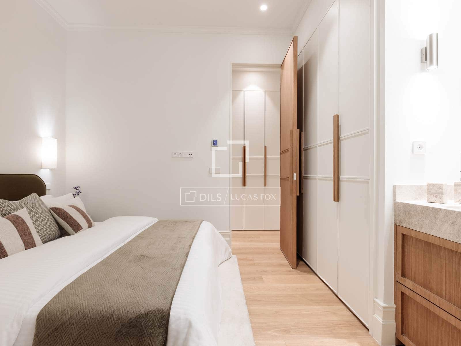 3 soveværelse Lejlighed til salg i Madrid by - € 1.990.000 (Ref: 9581234)