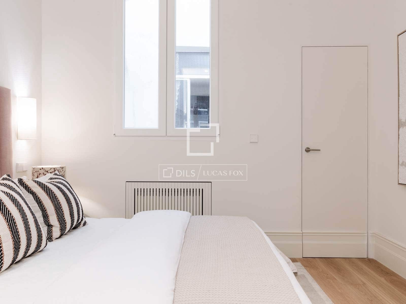 3 soveværelse Lejlighed til salg i Madrid by - € 1.990.000 (Ref: 9581234)