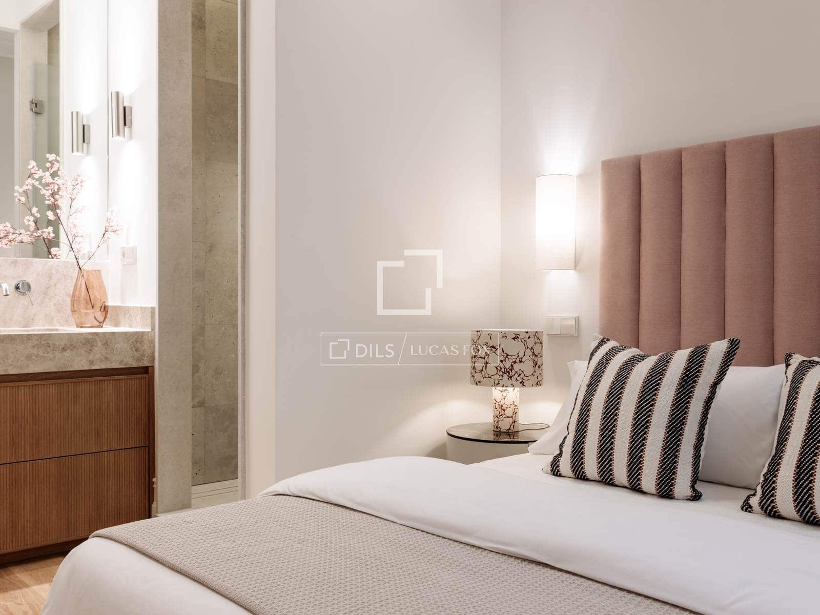 3 soveværelse Lejlighed til salg i Madrid by - € 1.990.000 (Ref: 9581234)