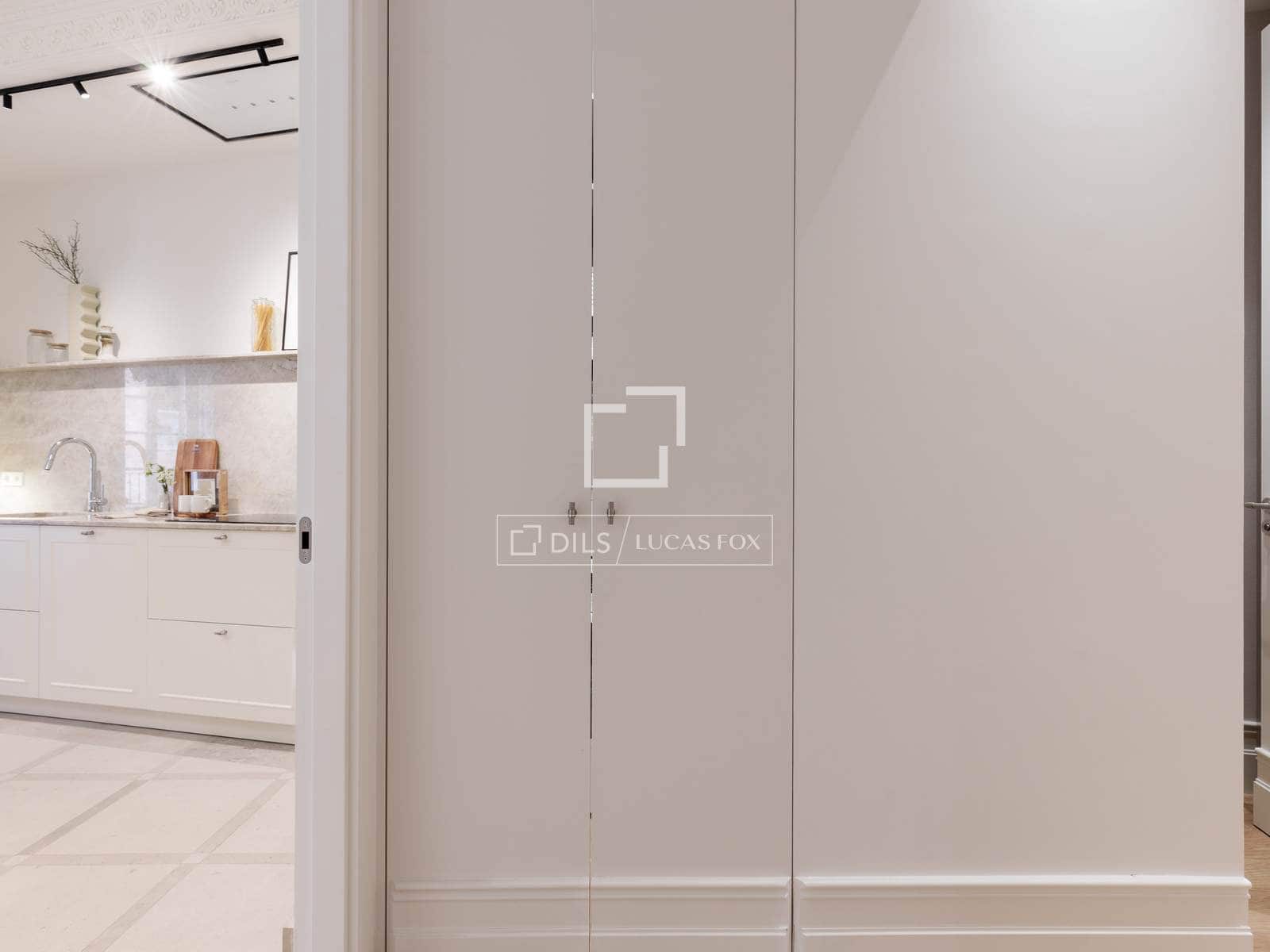 3 soveværelse Lejlighed til salg i Madrid by - € 1.990.000 (Ref: 9581234)