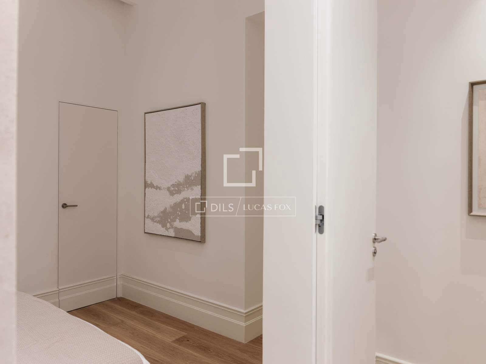 3 soveværelse Lejlighed til salg i Madrid by - € 1.990.000 (Ref: 9581234)