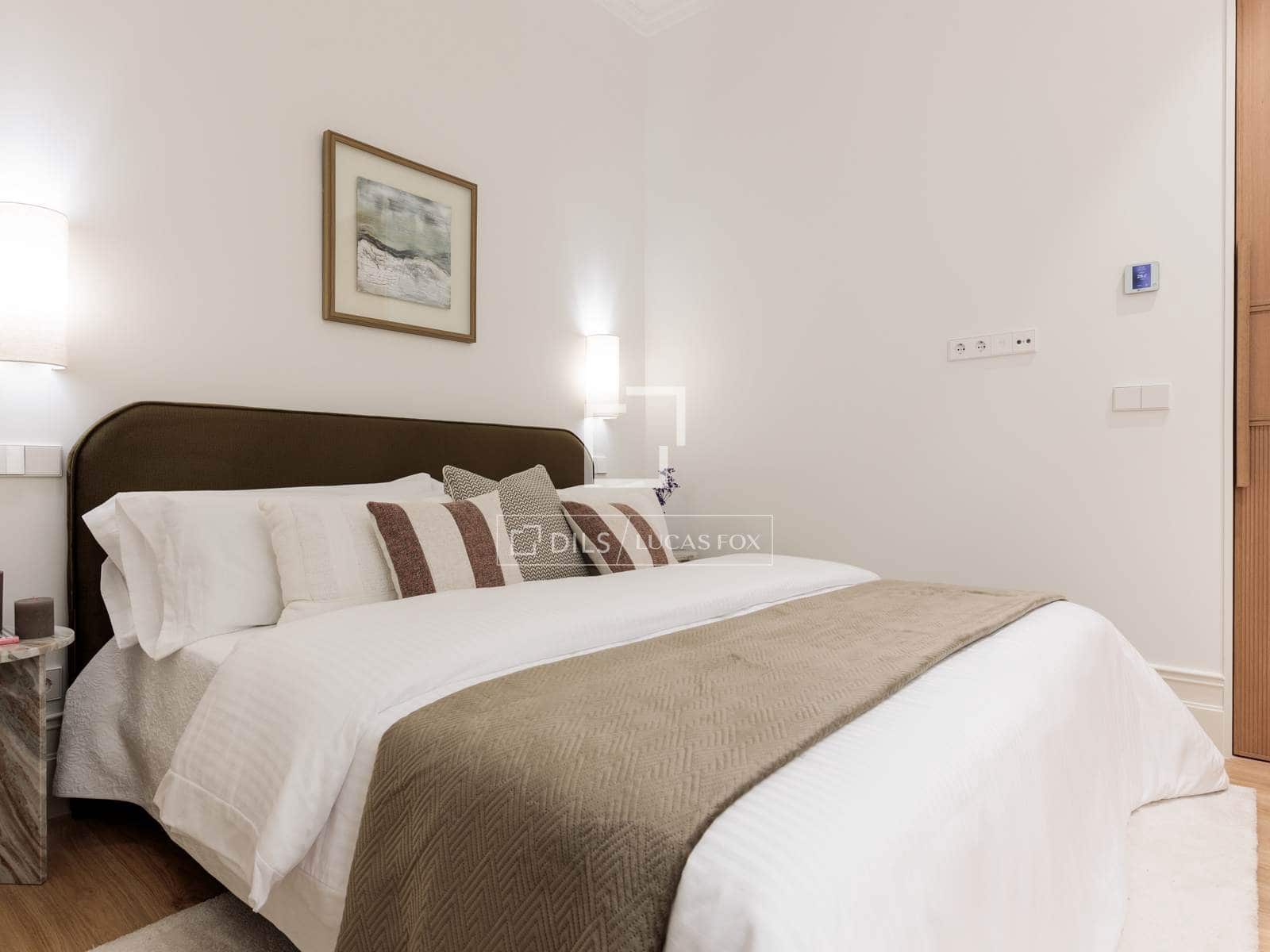 3 soveværelse Lejlighed til salg i Madrid by - € 1.990.000 (Ref: 9581234)