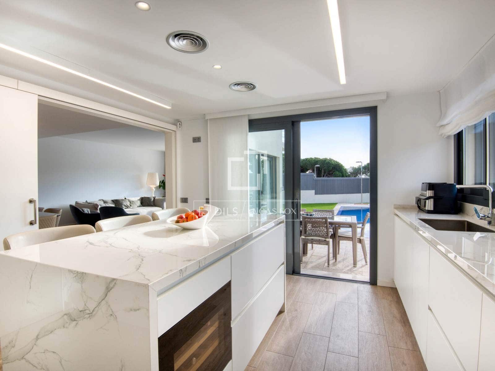 4 quarto Moradia para venda em Sant Feliu de Guixols com piscina garagem - 2 650 000 € (Ref: 9581235)