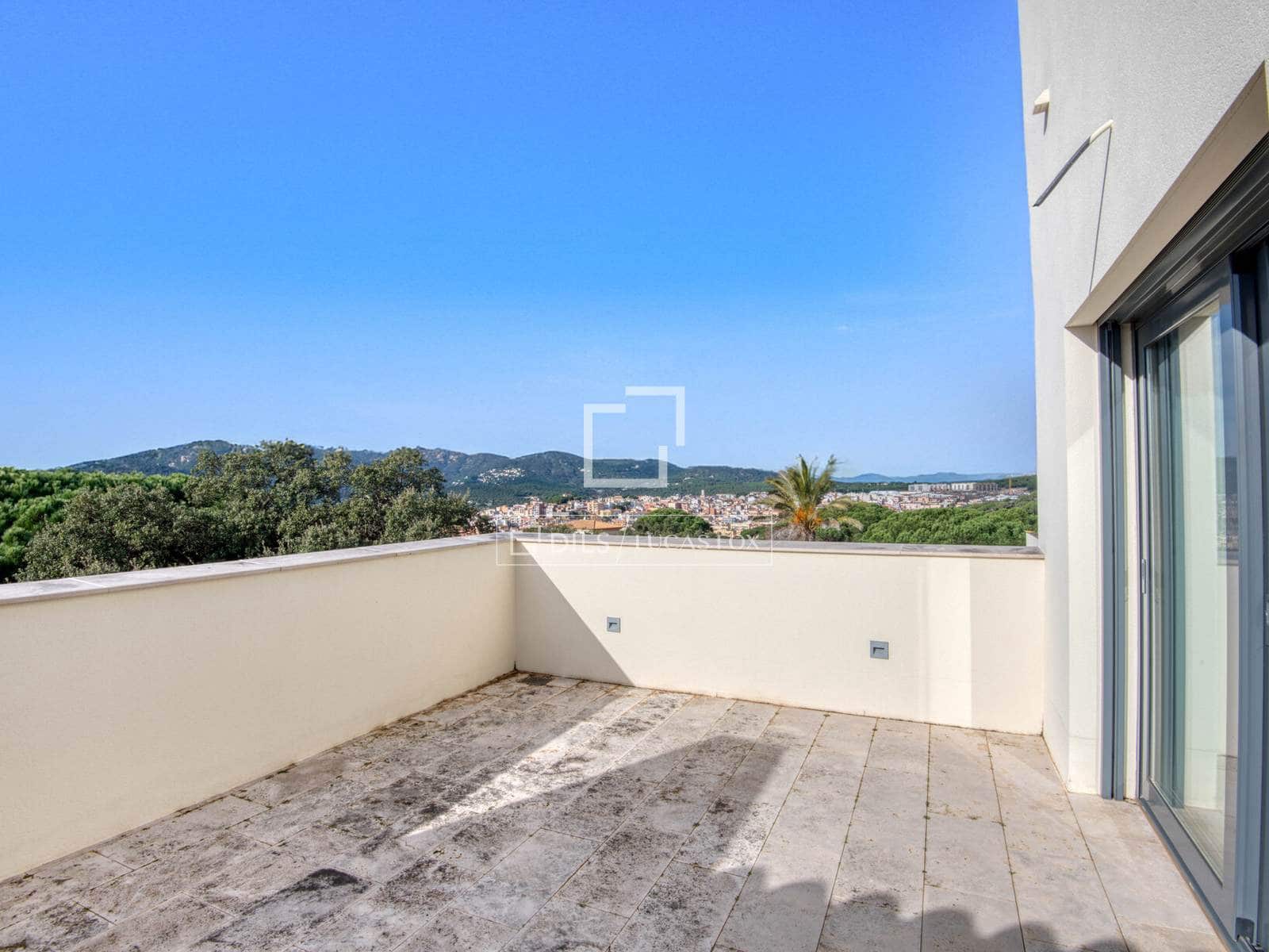 4 quarto Moradia para venda em Sant Feliu de Guixols com piscina garagem - 2 650 000 € (Ref: 9581235)