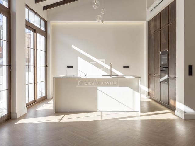 2 quarto Apartamento para venda em Valência cidade - 550 000 € (Ref: 9581236)