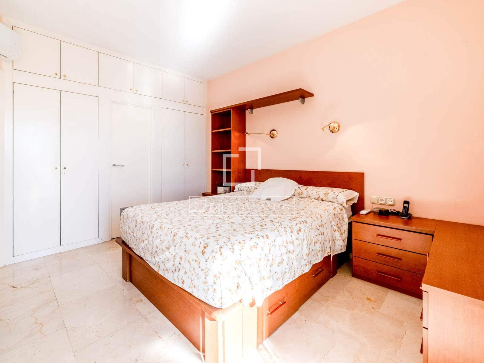 5 Zimmer Villa zu verkaufen in Sitges mit Pool Garage - 850.000 € (Ref: 9583147)