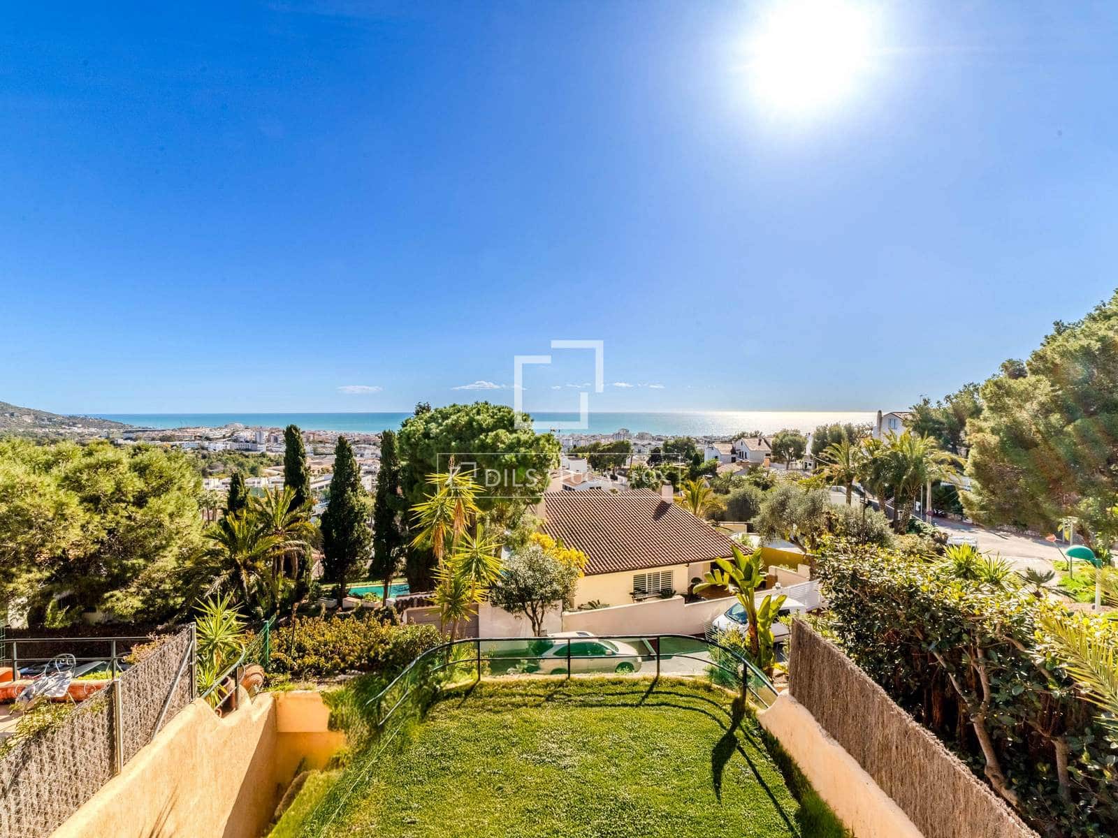 5 Zimmer Villa zu verkaufen in Sitges mit Pool Garage - 850.000 € (Ref: 9583147)