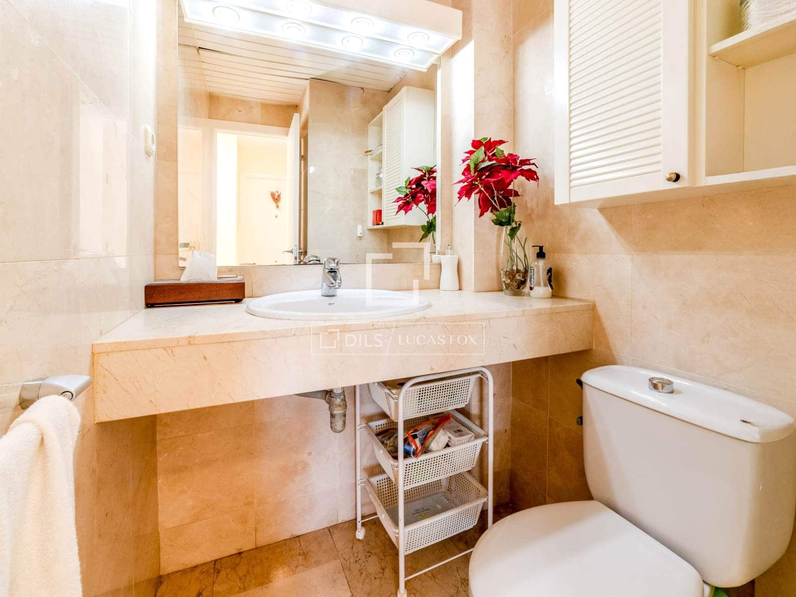 5 Zimmer Villa zu verkaufen in Sitges mit Pool Garage - 850.000 € (Ref: 9583147)