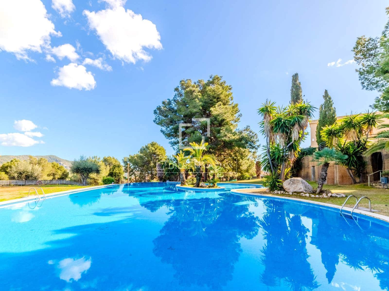 5 Zimmer Villa zu verkaufen in Sitges mit Pool Garage - 850.000 € (Ref: 9583147)