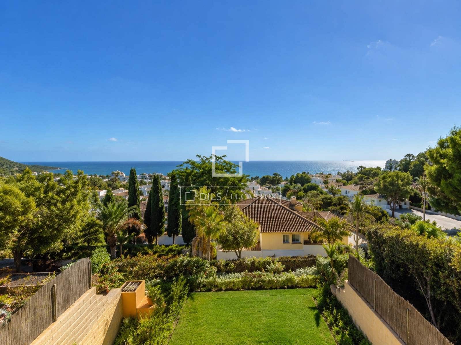 5 bedroom Villa for sale in Sitges with pool garage - € 795,000 (Ref: 9583147)