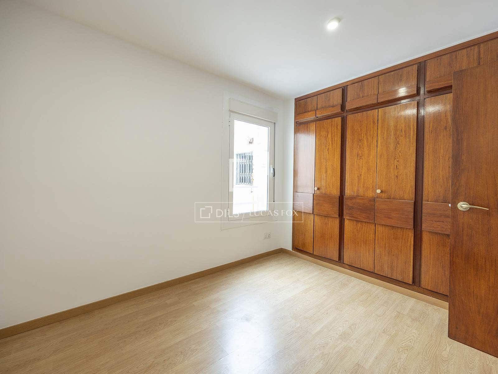 2 soveværelse Lejlighed til leje i Valencia by med garage - € 1.950 (Ref: 9583148)