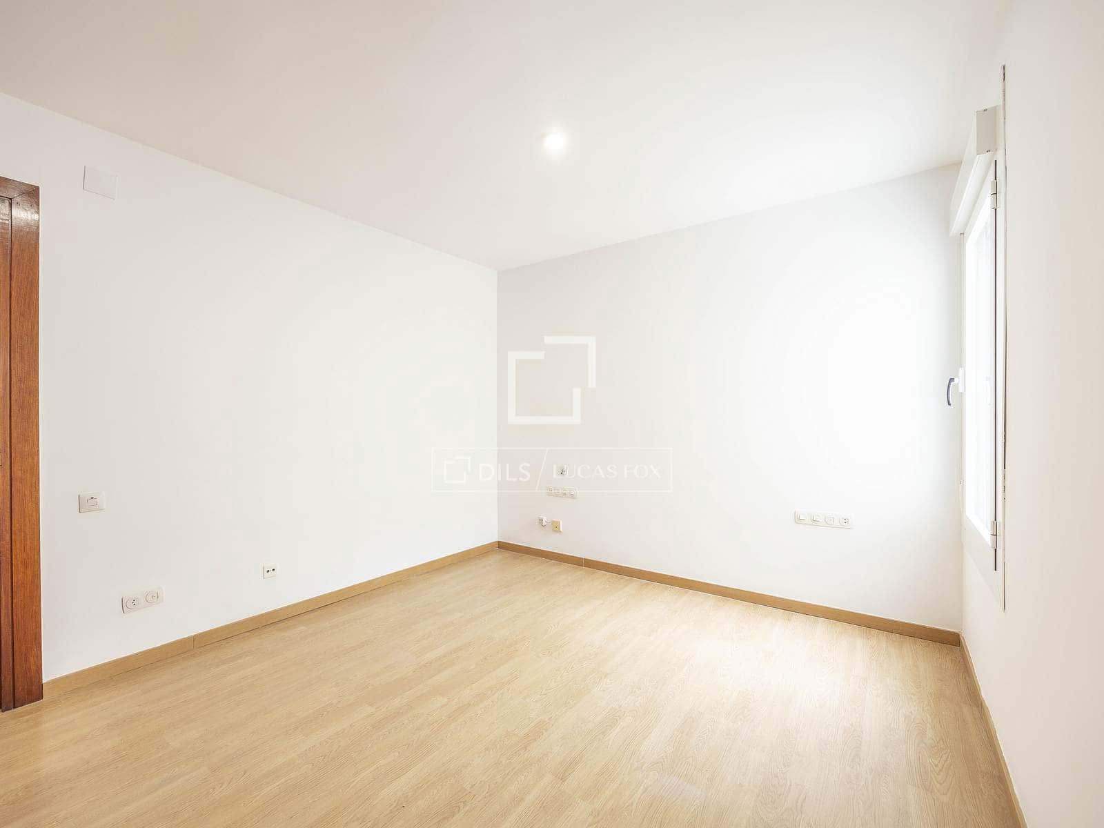 2 soveværelse Lejlighed til leje i Valencia by med garage - € 1.950 (Ref: 9583148)