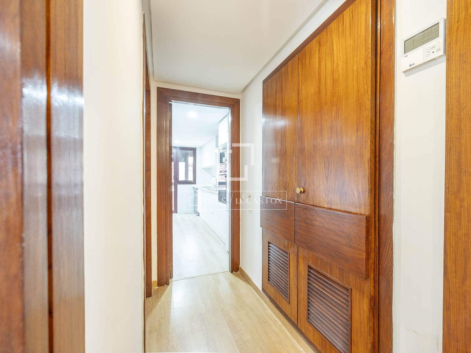 2 soveværelse Lejlighed til leje i Valencia by med garage - € 1.950 (Ref: 9583148)